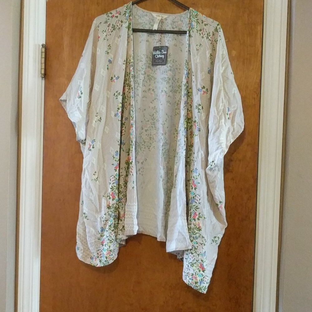 A New with Tags Matilda Jane Spring Kimono Size M/L